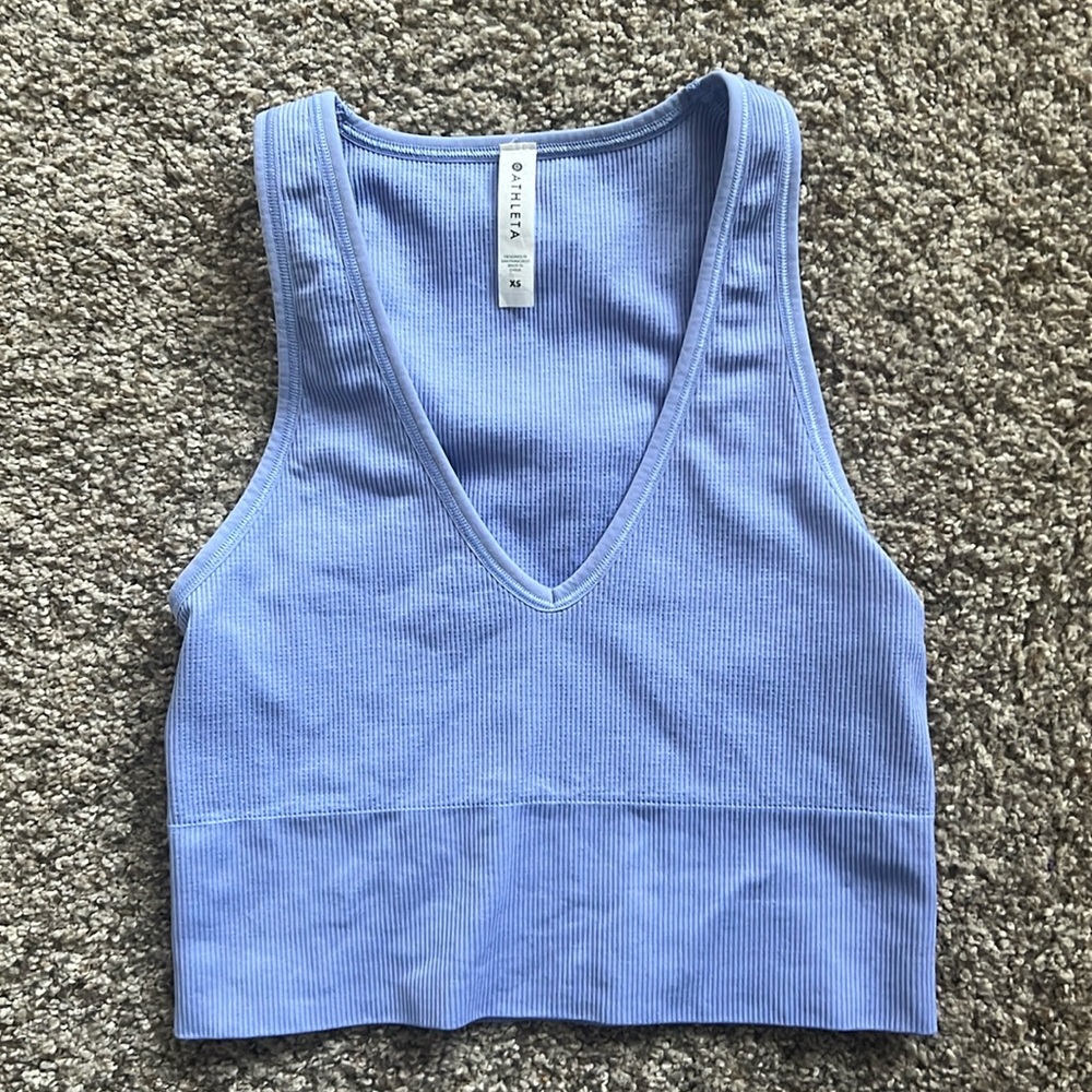 Athleta aurora crop ribbed tank, size xs, periwinkle color